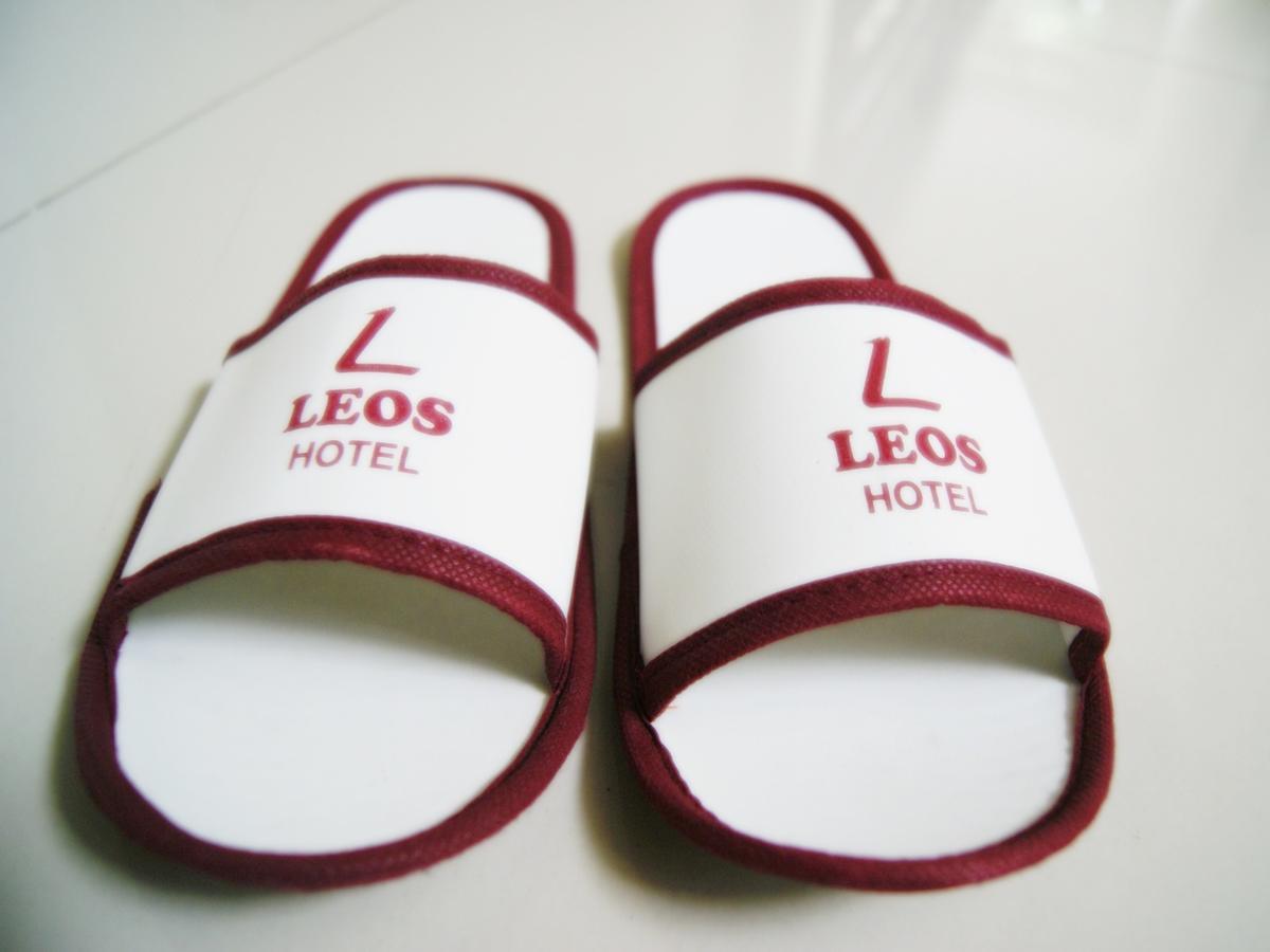 Leos Hotel Tomohon Eksteriør billede