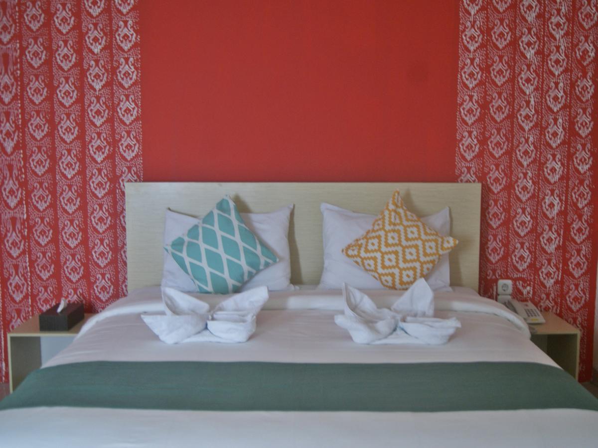 Leos Hotel Tomohon Eksteriør billede